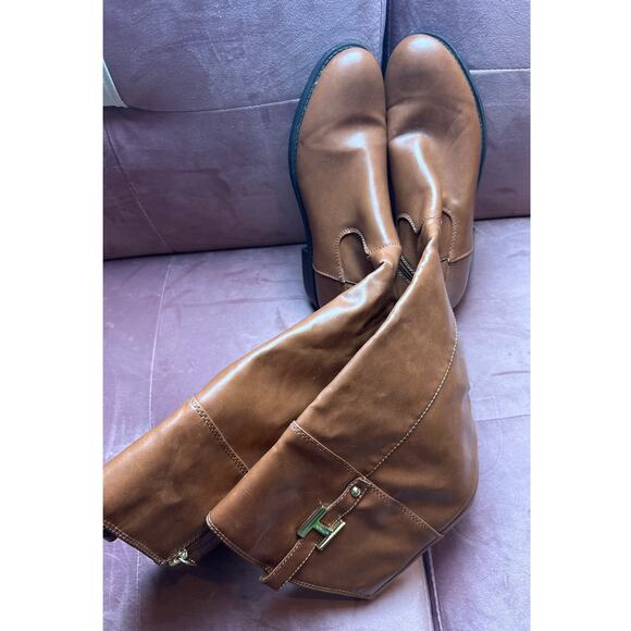TOMMY HILFIGER WOMENS CALF TALL BOOT Size 8 - Picture 5 of 12